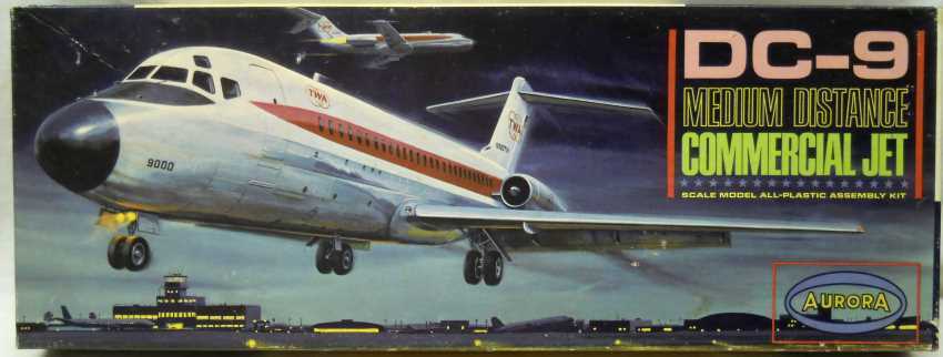 Aurora 1/72 DC-9 Medium Distance Commercial Jet TWA, 356-249 plastic model kit